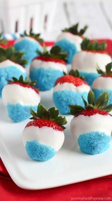red white and blue chocolate strawberries