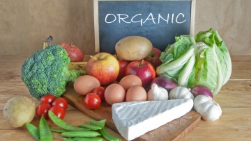 organic food display